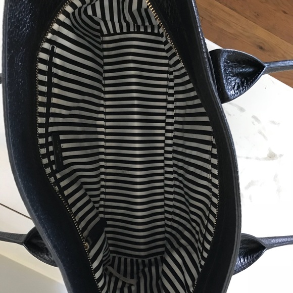 Kate Spade Tote - Picture 4 of 7